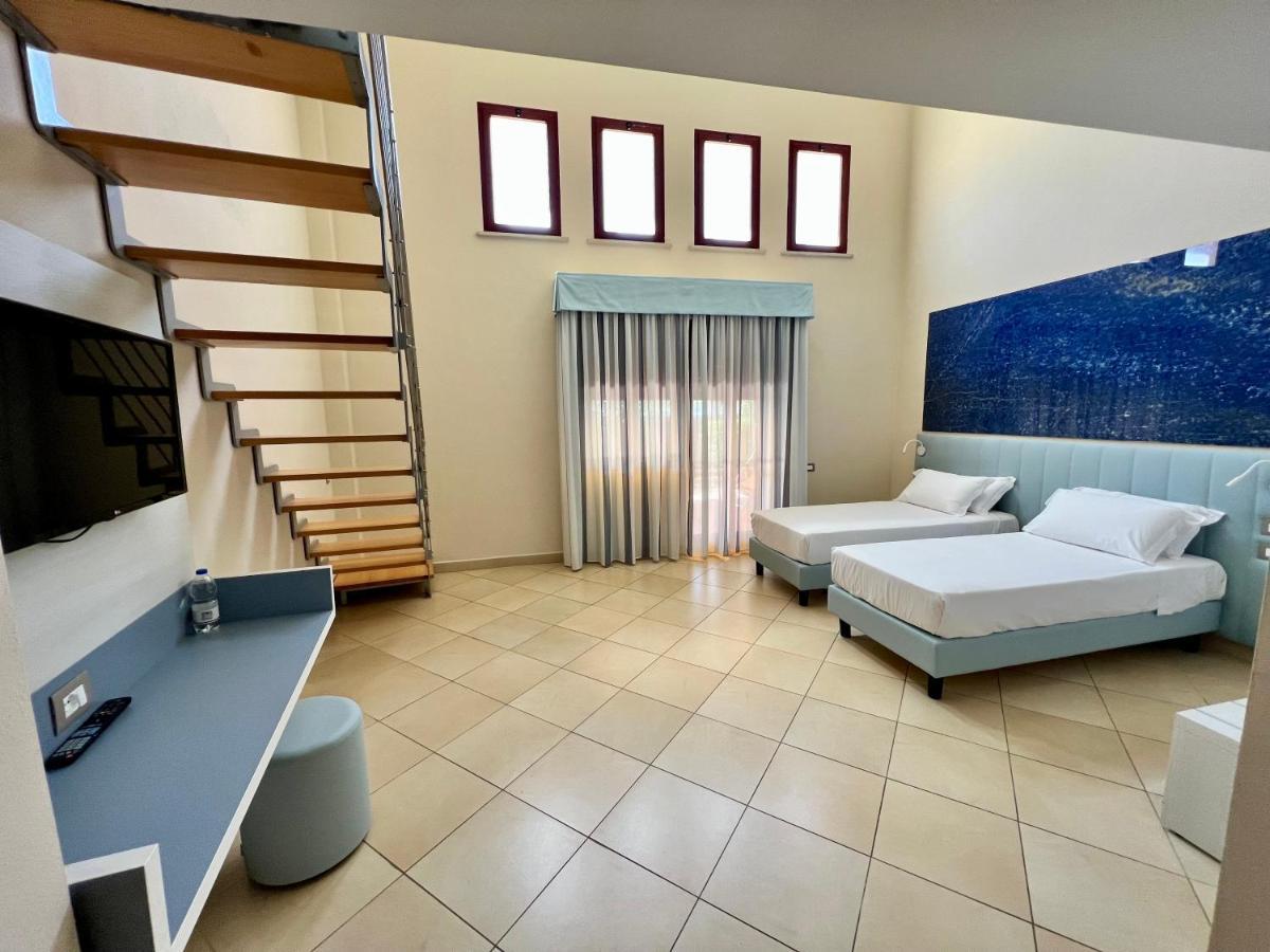 Toscana Sport Resort Calambrone Eksteriør billede