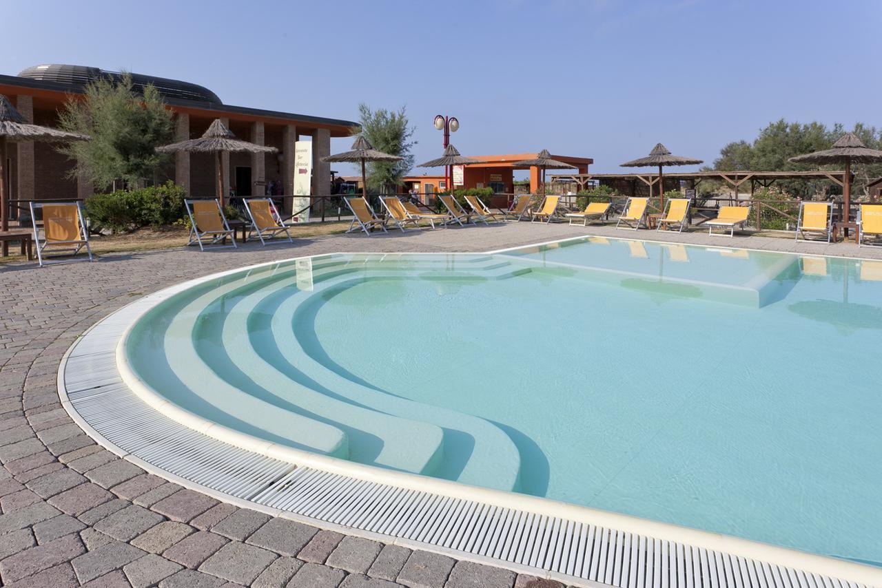 Toscana Sport Resort Calambrone Eksteriør billede